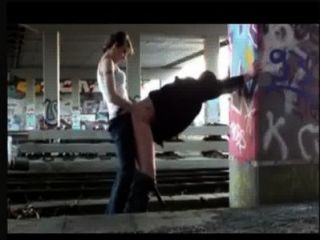 Chezandre112 Outdoor Strapon