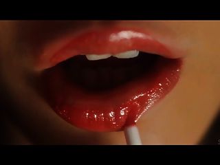 Rilee, Elle And Malena Limo Fuck While Drinking